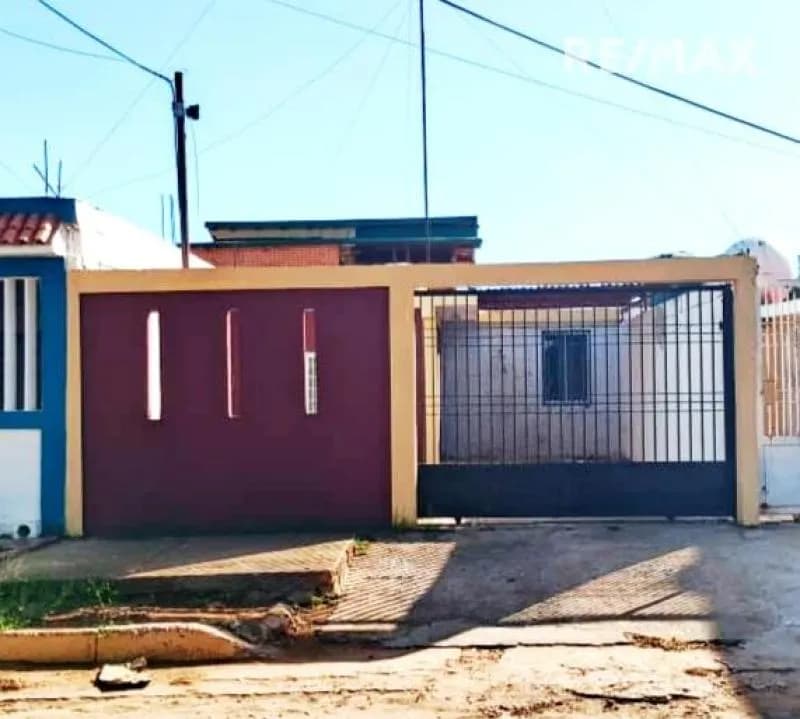 Casa en Urbanización El Caujaro. San Francisco