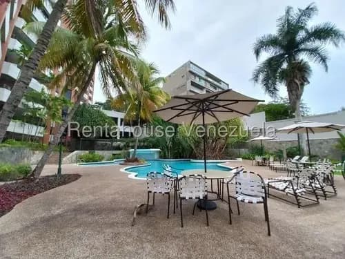 Apartamento En Venta Barquisimeto Zona Del Este 2 5 2 3 5 0 5 Mildred Hermosa Vista Hacia El Valle Del Turbio, Con Bellas Áreas Comunes Bien Reservadas Con Piscina, Caney Y Cancha Deportiva