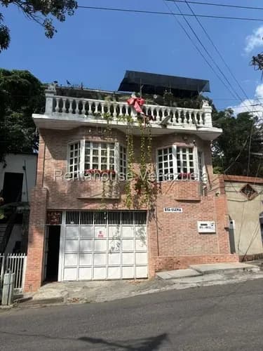 Casa En Venta En Sebucan 3 Niveles Caracas Angela Tochon