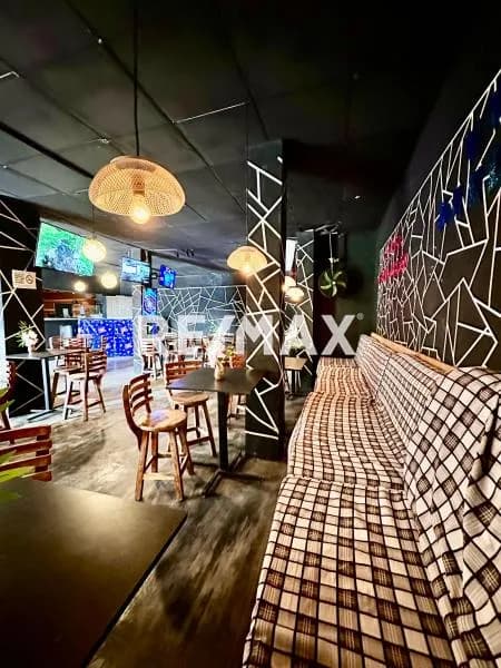 Edificio Comercial en Venta en el 23 de enero