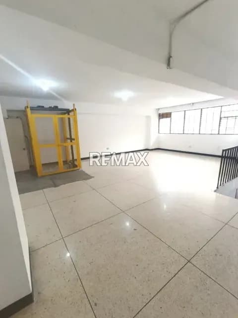 Local Comercial en puente hierro