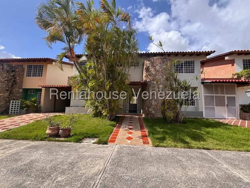 Casa (Duplex) en Venta en El Pedregal, Lara