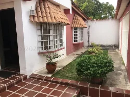 Inmuebles Milagros Nazareth Casa En Venta En Barquisimeto Lara Zona Este Colinas De Santa Rosa. Codigo Del Inmueble 25-9499 Economica Residencial Economico