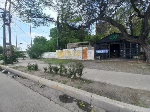 Wilderly Valero Vende Potencial Y Amplio Terreno De Esquina En Venta Con Ubicacion Ubicacion Estrategica