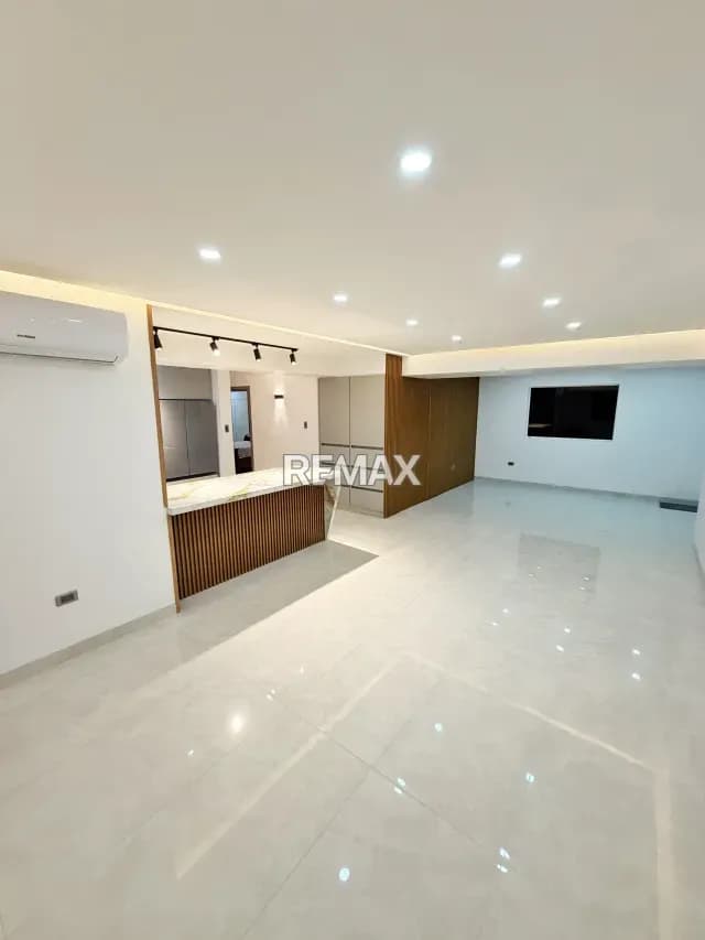 MODERNO Y HERMOSO APARTAMENTO EN VENTA EN LA URB. BASE ARAGUA