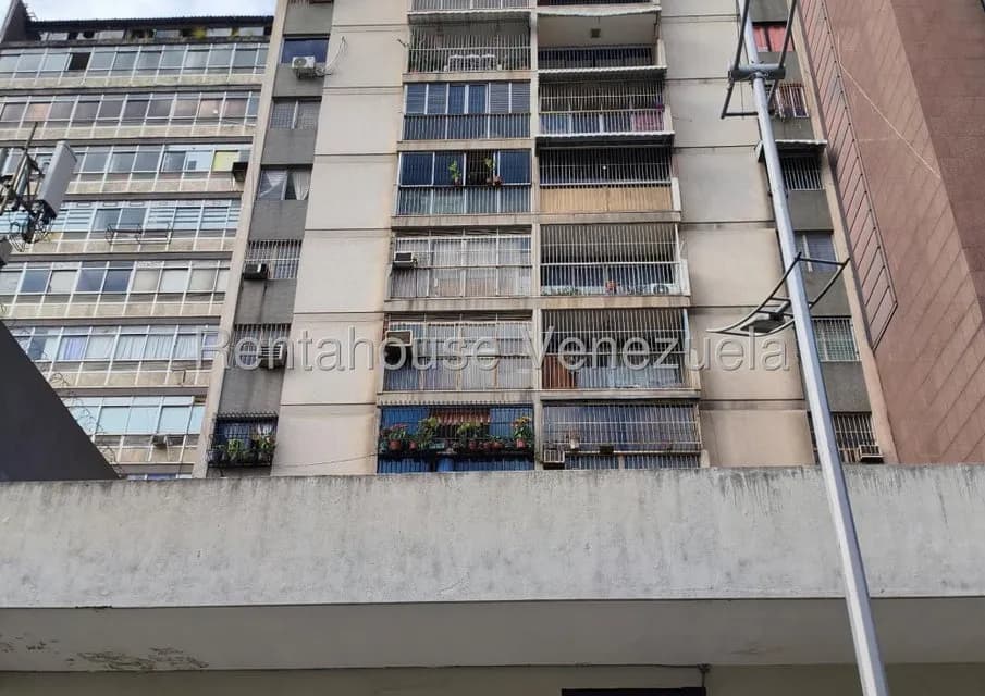 Apartamento (1 Nivel) en Venta en Parroquia Catedral, Distrito Metropolitano