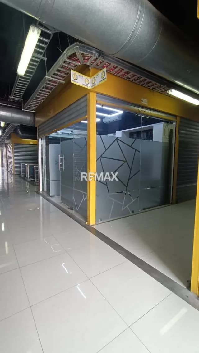 VENTA LOCAL DE 12 MTS2 MERPOLARA