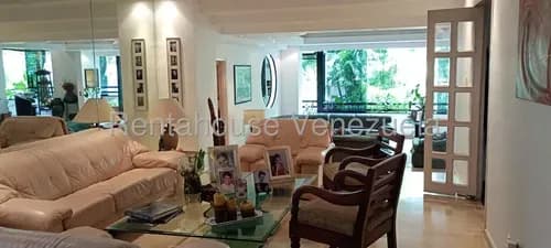 Vp Apartamento En Venta Urb. La Castellana, Caracas Yg 26-8577