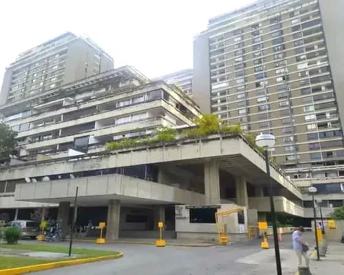 Lp - Alquiler Apartamento 110 M2, 2 Hab, 2 Baños, 1 Est. Prados Del Este, Caracas, Baruta.