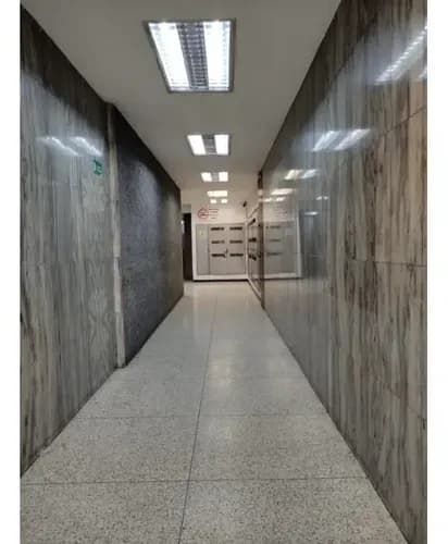 Oficina / Local Comercial En Venta 330 M2 - La Hoyada