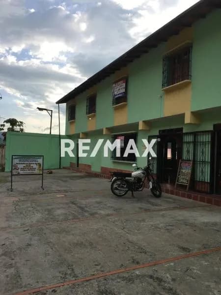 Locales Comerciales en Venta - San Jacinto