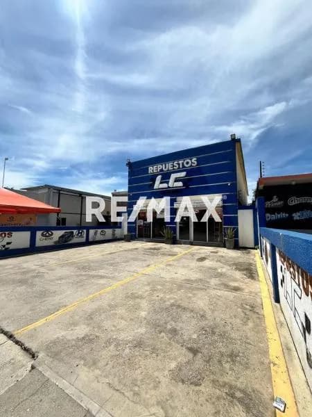 Local Comercial Activo venta de Repuestos cabimas