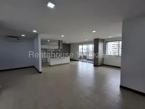 Daniela Linarez Vende Hermoso Apartamento De 145 Mts Con Cocina Empotrada, 2 Habitaciones, 3 Baños, Piscina, Gimnasio, Planta Eléctrica, Este De Barquisimeto
