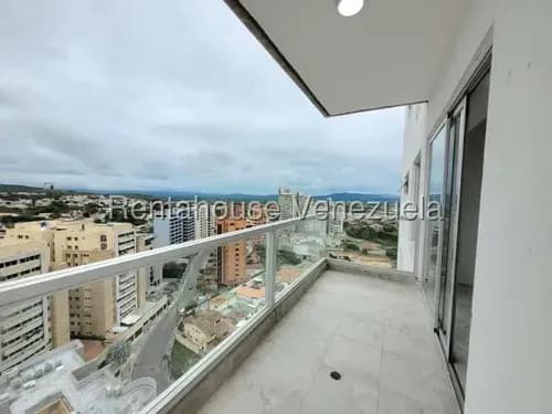 Venta En Zona Este Apartamento Exclusivo Con Balcón, Vista Panorámica Y Planta Eléctrica Barquisimeto,lara # 26- 20522 Gm