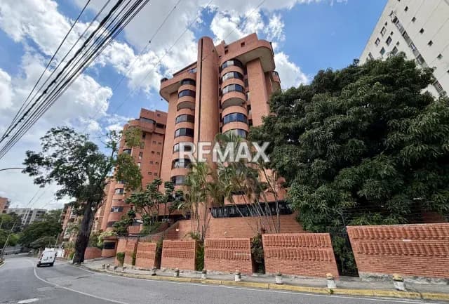 EN VENTA | Hermoso y Exclusivo Apartamento en Los Chorros 140m2
