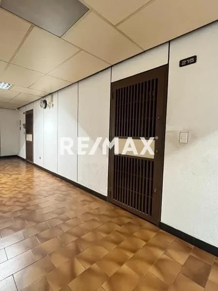 Oficina en venta, Centro empresarial los Ruices