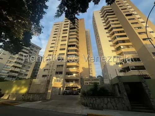 Apartamento A Estrenar En Alquiler En Los Palos Grandes #26-9826 Josmary Sanjuan