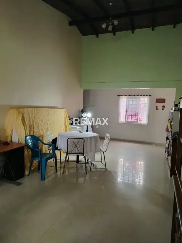 CASA EN VENTA URB VALLE DE LUNA, SECTOR TIPURO. MATURÍN-MONAGAS