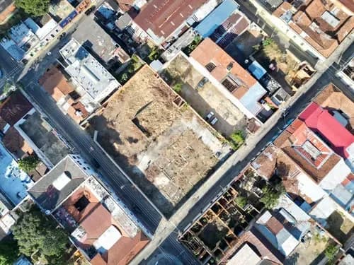 Terreno En Valencia Casco Central Con Proyecto De Centro Comercial. (sandra Nino) Enero 2026
