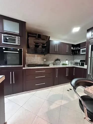 Confortable Apartamento En Venta En Mañongo Res. Valle Arriba