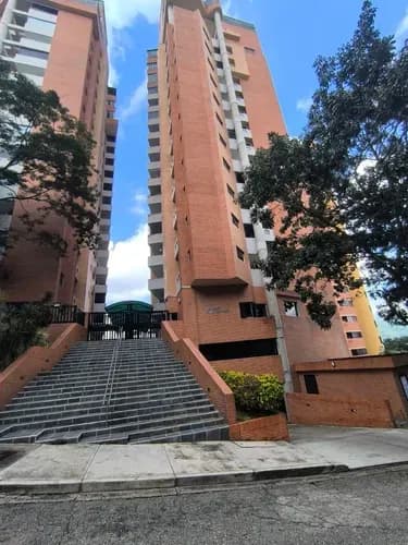 Apartamento Con Planta Eléctrica 100% Para Alquilar En Valencia Amoblado Y Equipado Con Condominio Incluído Alquila Dayanna Vasquez