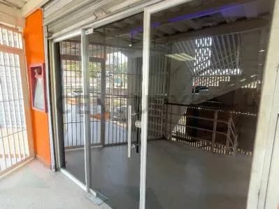 Local En Alquiler Ideal Para Oficinas O Consultorios Médicos