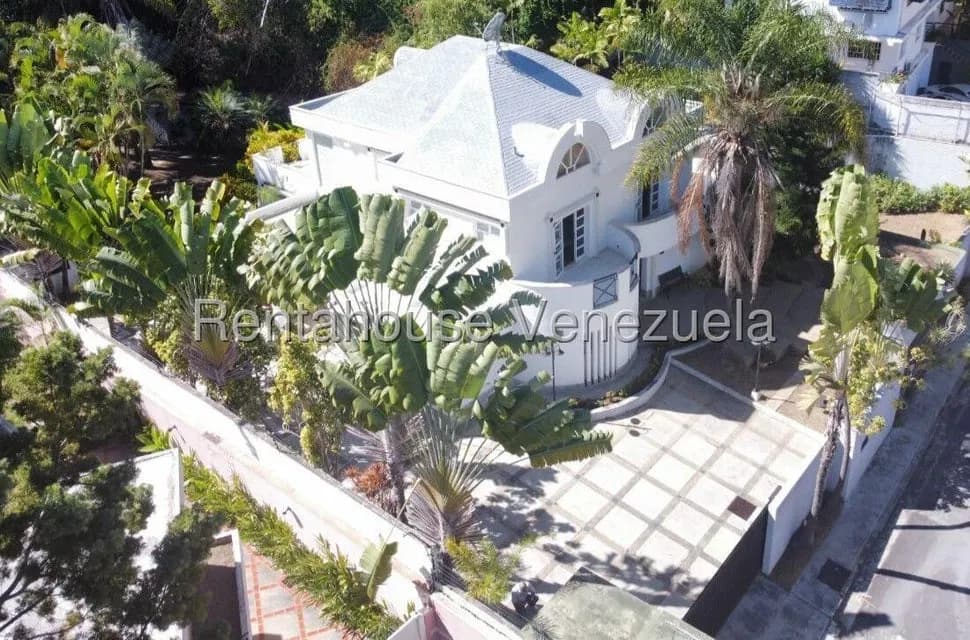 Casa (Duplex) en Venta en Colinas del Tamanaco, Distrito Metropolitano