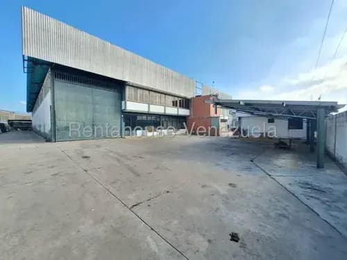 Orieta Rojas Vende Galpon Ubicado En San Diego, Castillito, Infraestructura Industrial De Alto Nivel Amplia Nave Con Oficinas Corporativas Y Áreas De Servicio. 26-13411 Abril14