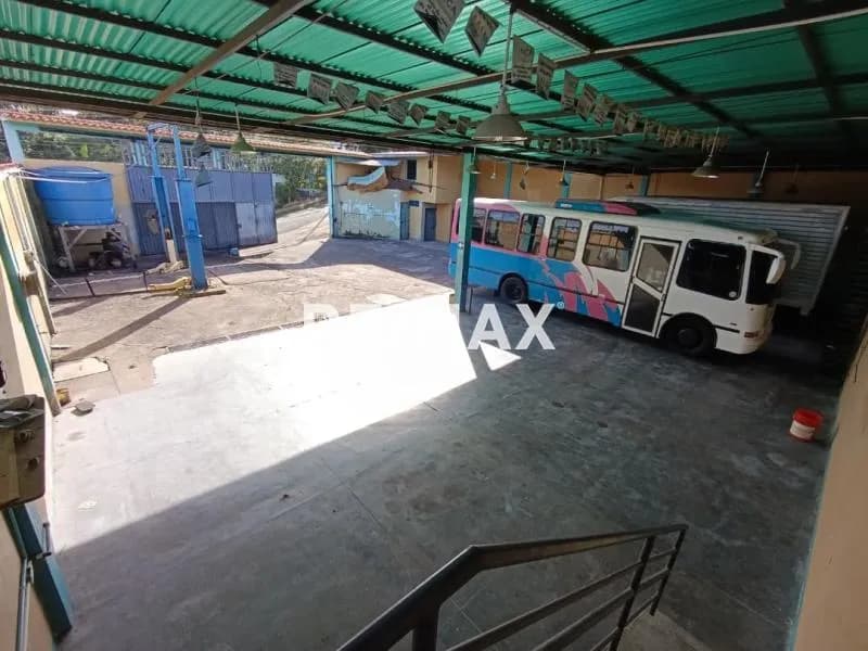 SE VENDE LOCAL EN PUEBLO CHIQUITO