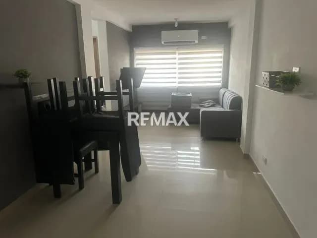 Apartamento en Conjunto Residencial Los Naranjos. En Venta