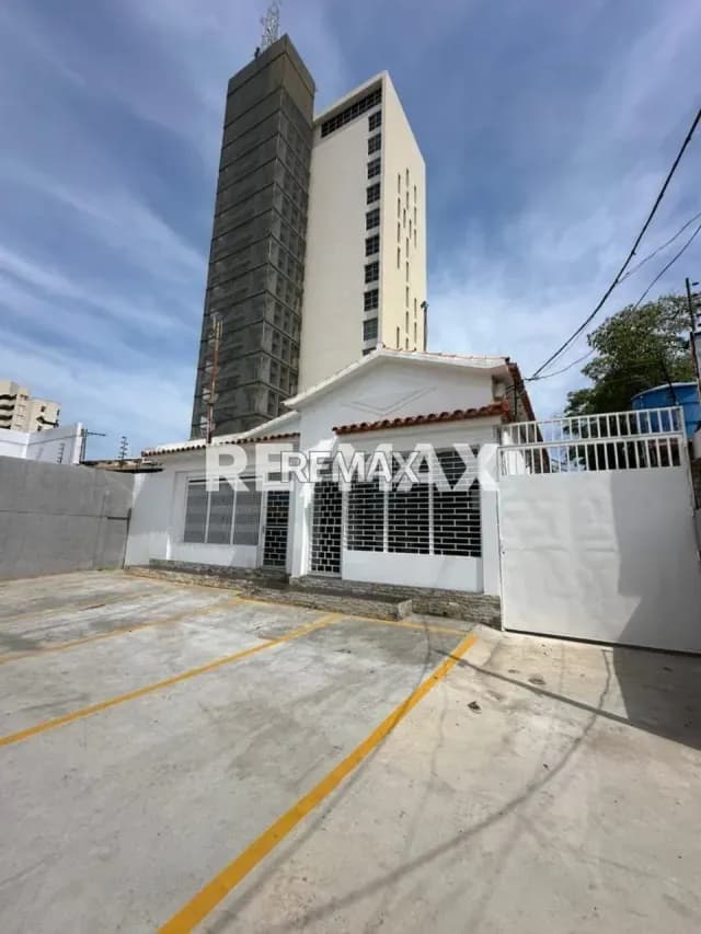 Local en Alquiler Calle 79 Dr. Quintero