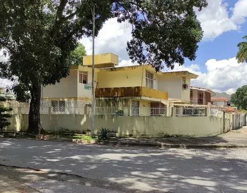 Nueva Captación: Imponente Casa Quinta En Esquina Con Alto Perfil Comercial O Residencial Urbanización Trigal Centro, Valencia Dr:290627