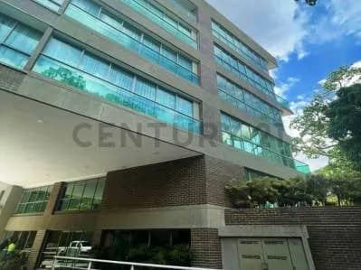 Alquiler de apartamento con vista al Ávila, La Castellana, Chacao