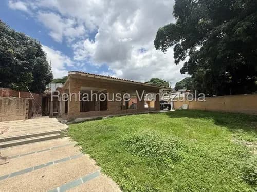 Yb Se Ofrece En Venta Casa En Proyecto En La Floresta #26-20248