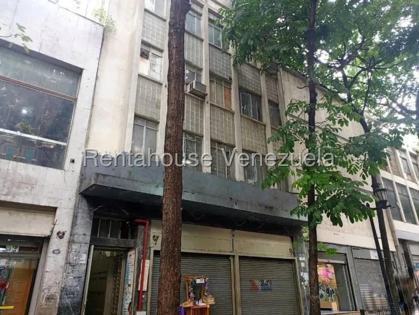 Comercial (Edificio) en Alquiler en Parroquia Catedral, Distrito Metropolitano
