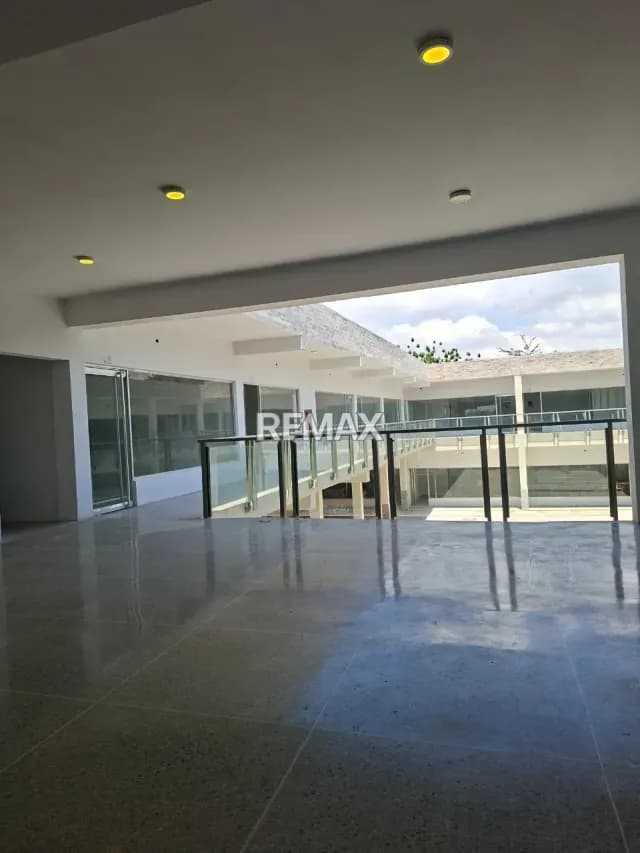 LOCAL COMERCIAL PARA ESTRENAR EN SAN FRANCISCO