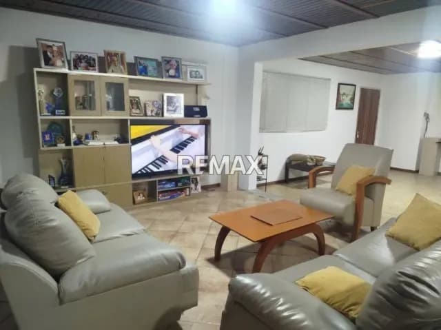 TOWNHOUSE 172 mts EN LA BOYERA - VENTA