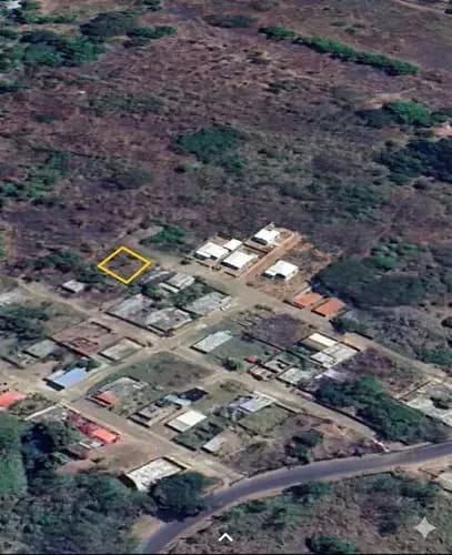 Cambia El Ruido De La Ciudad Por El Canto De Las Aves. Home24 Roca Br., Ofrece En Venta Terreno De 200mts2 En El C.r. Los Flamencos, Vía San Diego. El Lugar Perfecto Si Buscas Vivir Con Total Tranqui