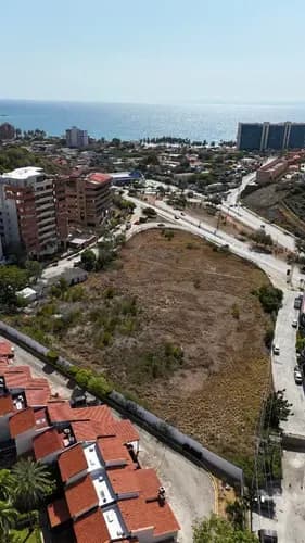 Re/max 2 Mil Vende, Terreno, En Frente Del Conjunto Residencial Paraiso 1, Pampatar, Nueva Esparta, Isla De Margarita