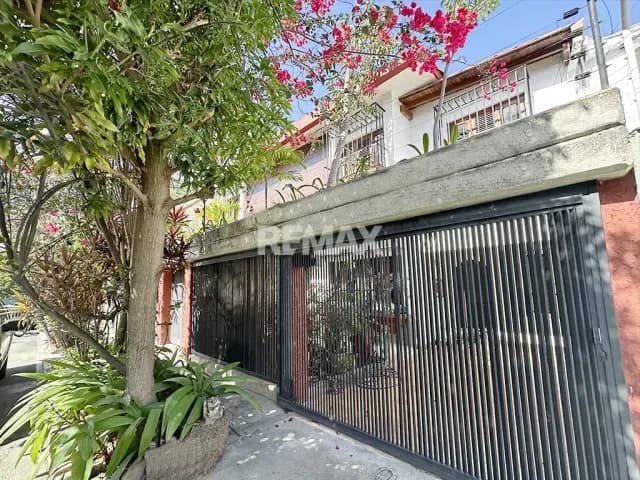 Casa en venta en La California Norte