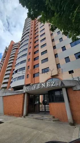 Venta De Penthouse En Residencias Venezia