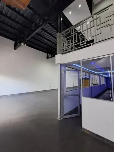 Se Vende Edificio Av. Michelena Valencia Gz