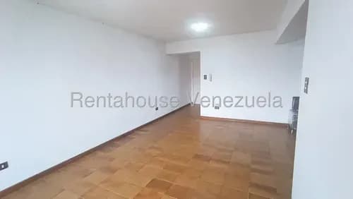 Precio De Oportunidad Negociable Si Buscas Un Hogar Espacioso La Urbina S #26-19893 Rsz