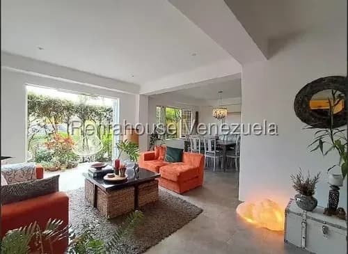 Espectacular Townhouse En Venta, Urb. La Union