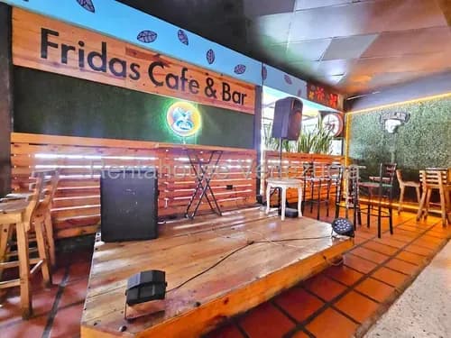 Dennymar, Vende Fondo De Comercio Ideal, Ubicado En El Este De La Ciudad De Barquisimeto Con Todo El Mobiliario Y Equipos Necesarios Comunicate. B5a21649