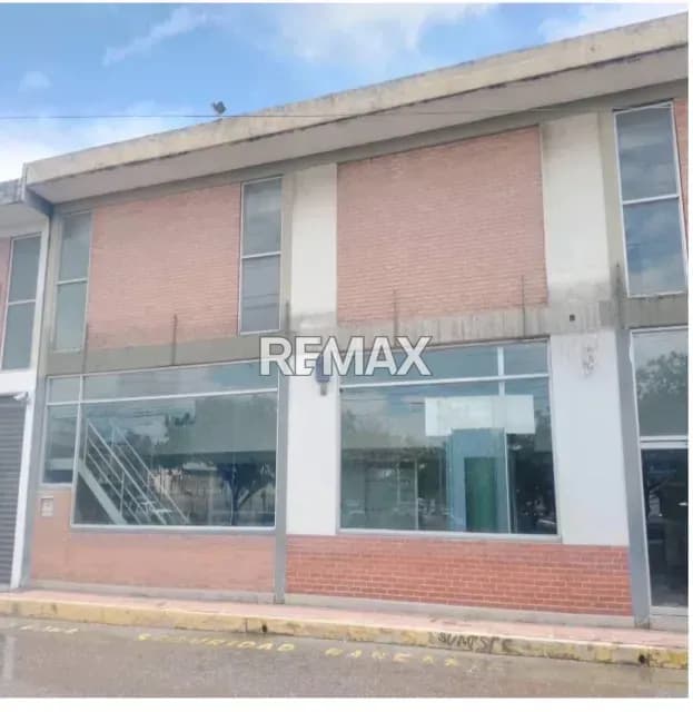 LOCAL COMERCIAL EN VENTA, ESTRATEGICA UBICACION