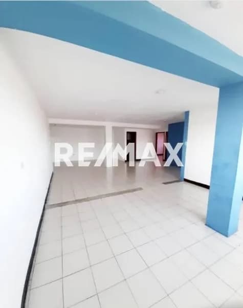 en Alquiler local 05 piso 01 Barrio Obrero carrera 22 con calle 15