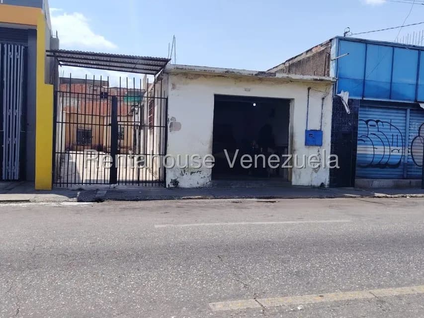 Comercial (Local Comercial) en Venta en Centro, Lara