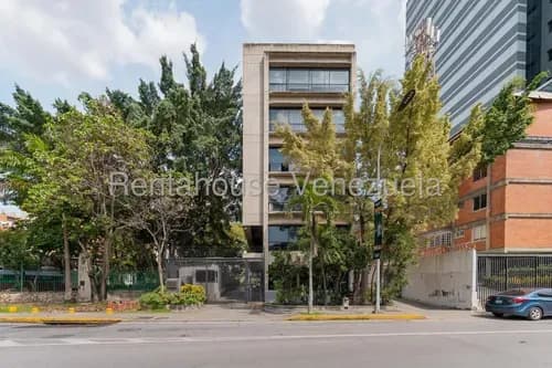 Excelente Edificio En Venta Las Mercedes Amc