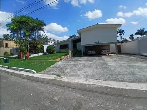Casa En Venta Urb Guaparo Meg-10015307